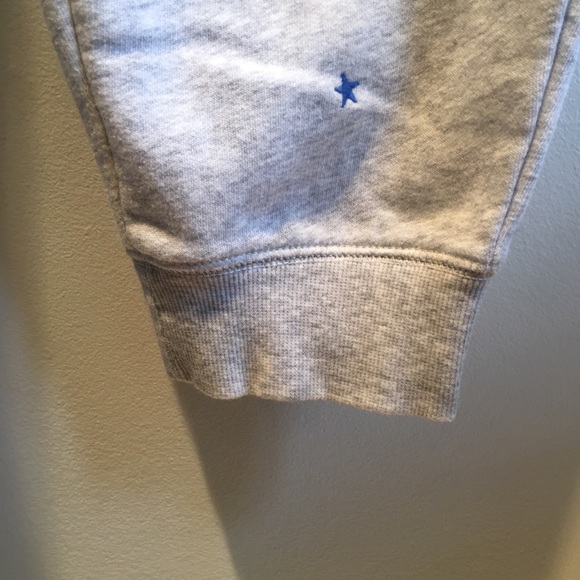 Old Navy Multi-coloured star embroidered, gray jogging pants, size Large. - Picture 6 of 12